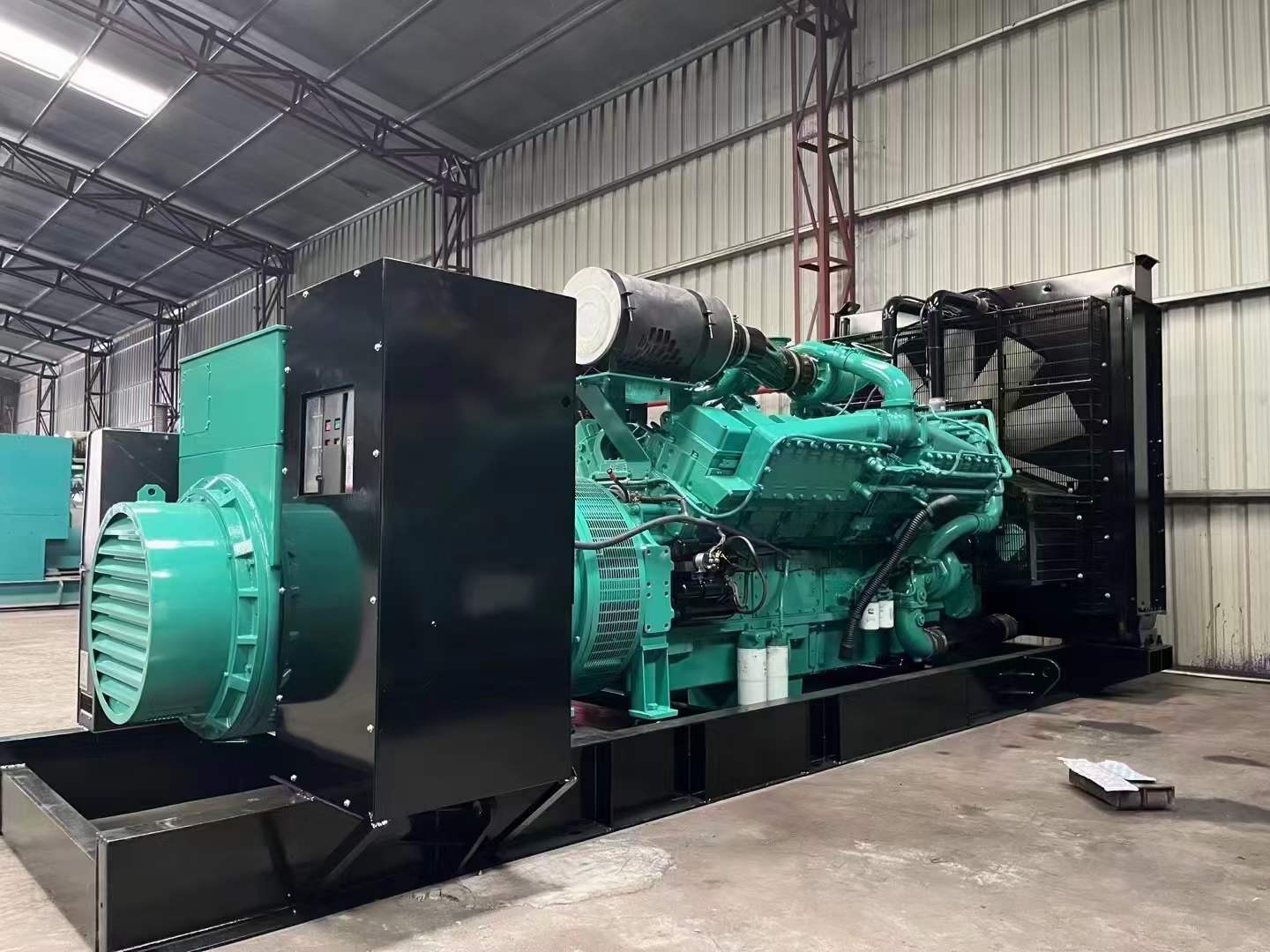 金安如何降低 800kW 柴油发电机输出电流的波动？