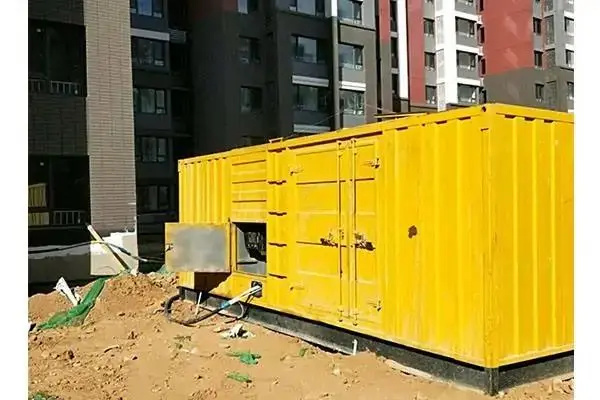 金安发电机租赁中燃油压力过低会对发动机的哪些部件造成损坏？