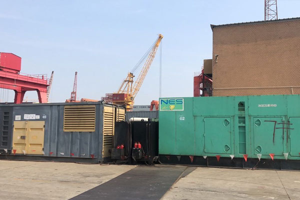 金安发电机出租空气滤清器的清洁频率是多少？