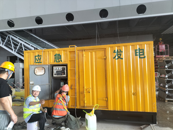 金安怎样判断空气滤清器是否需要更换？